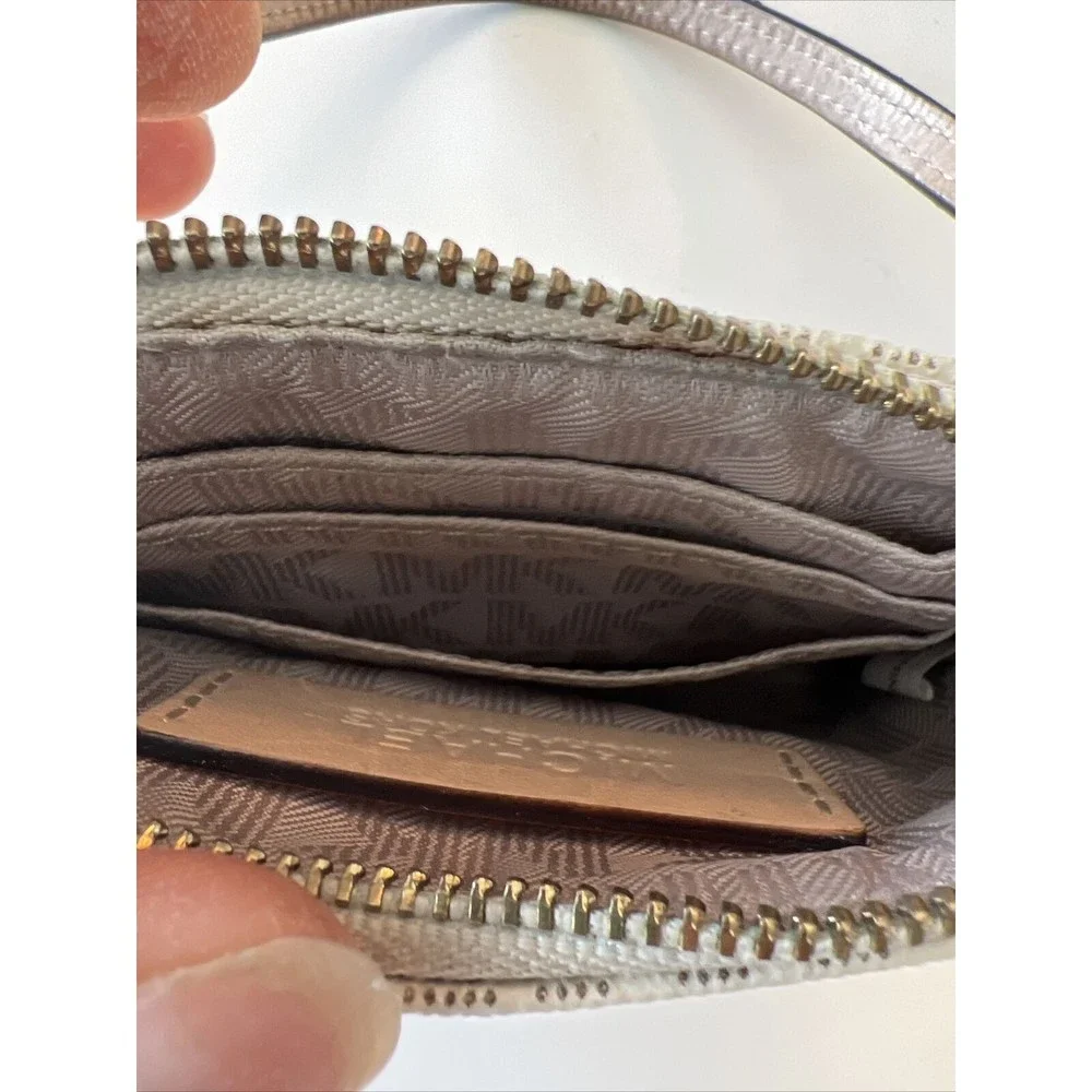Michael Kors Wristlet Tan/Beige AV-1410  32T3GJSW1B‎ Ivory MK Signature Leather